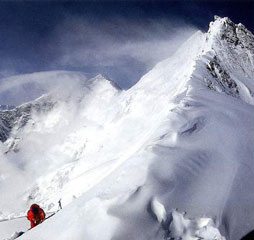 Everest Book - Chris Bonington Mountaineer: Thirty Years of Climbing on the World's Great Peaks - Everest North East Ridge